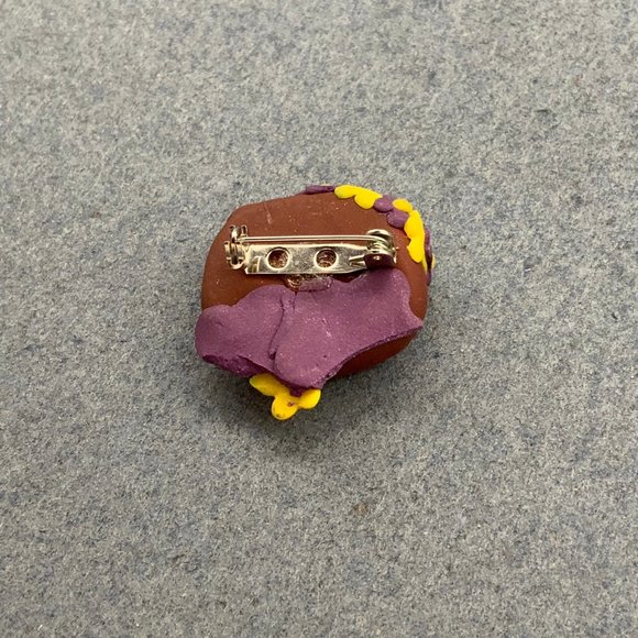 Brown Bear Pin Brooch As Is Yellow Purple Flowers - Picture 2 of 4